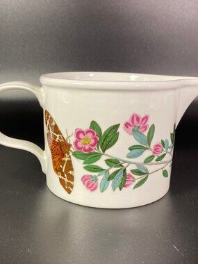 Portmeirion Botanic garden Lepidotum Rhododendron drum Large creamer